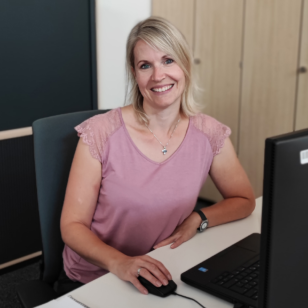Frau Unger ist Ansprechpartnerin im Personalbüro