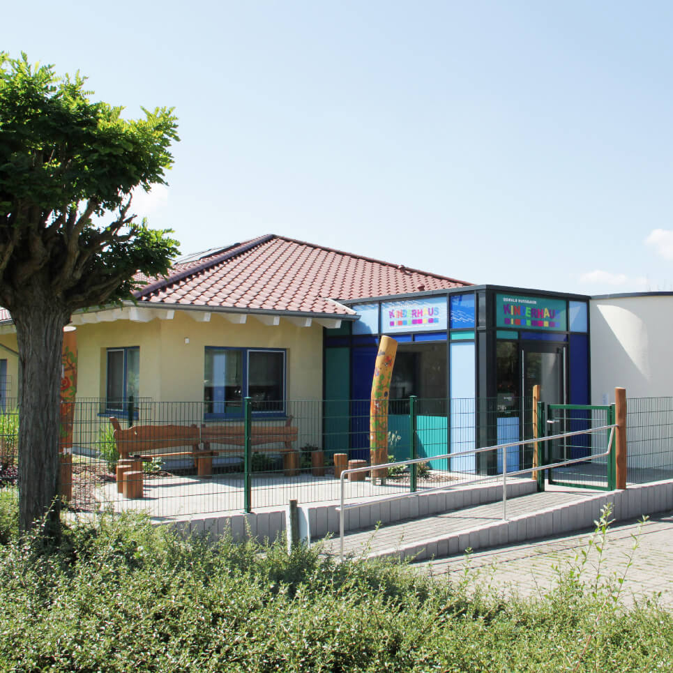 Außenansicht des Oswald Nussbaum Kinderhauses in St. Leon-Rot von der Lebenshilfe Wiesloch